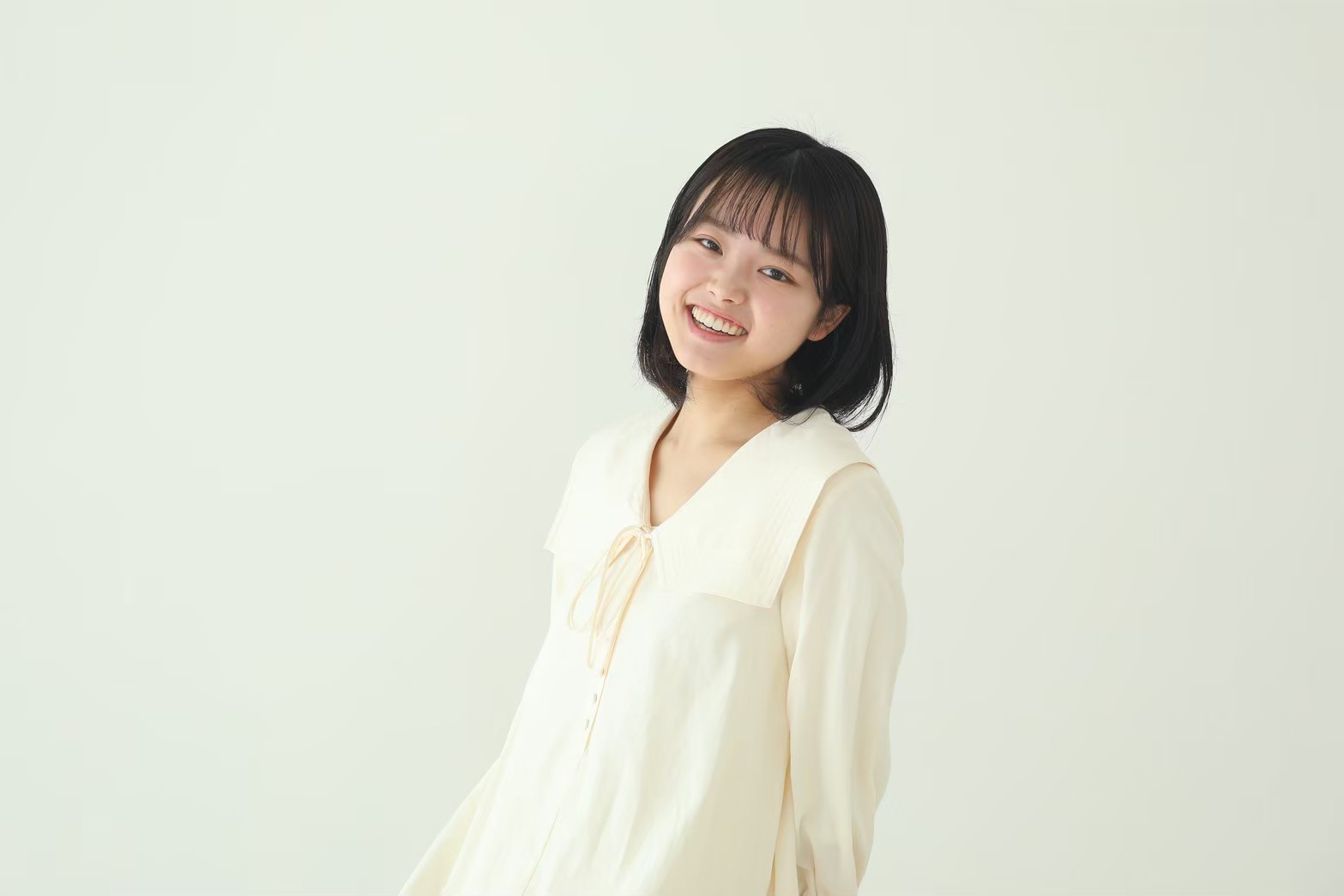 「回転寿司」ショートドラマ　小林由季チェキ（ランダムでサイン入り）